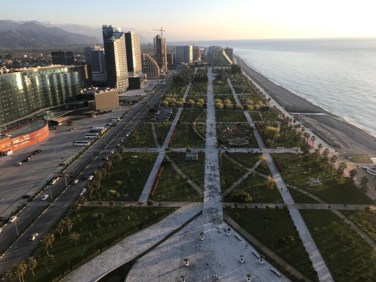 Orbi Beach Garden Batumi Ngoại thất bức ảnh